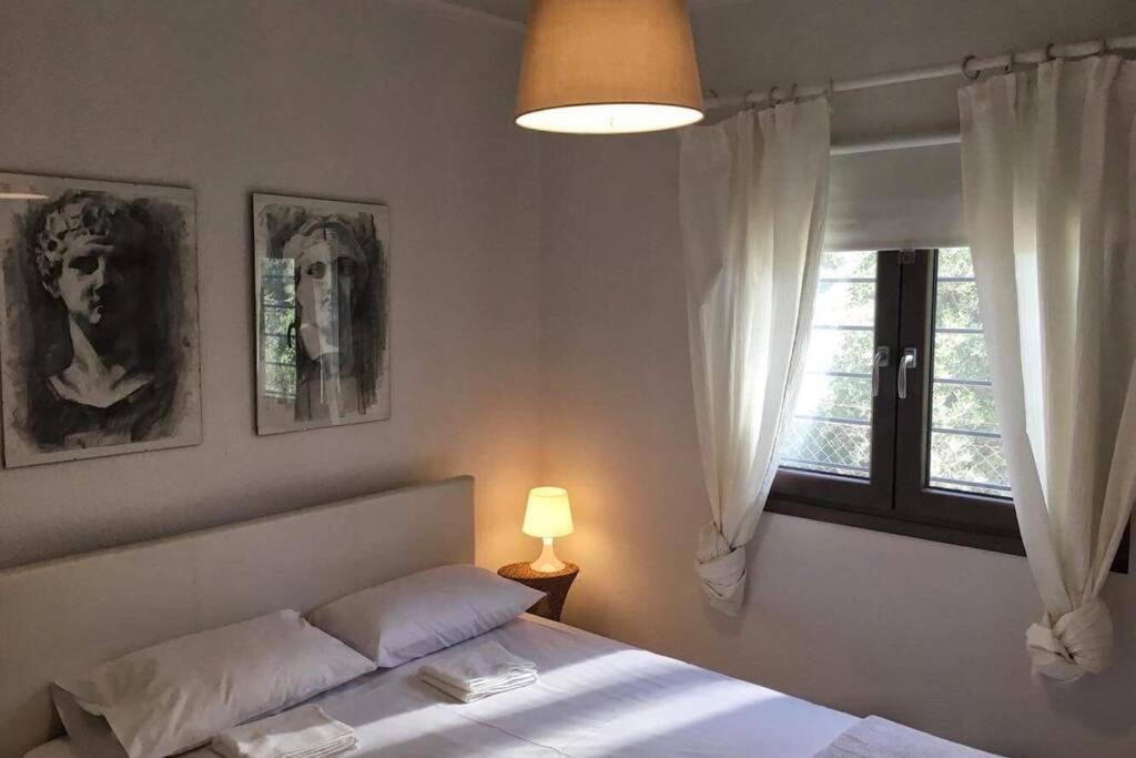 Anastasias Cottage Nea Iraklia Buitenkant foto
