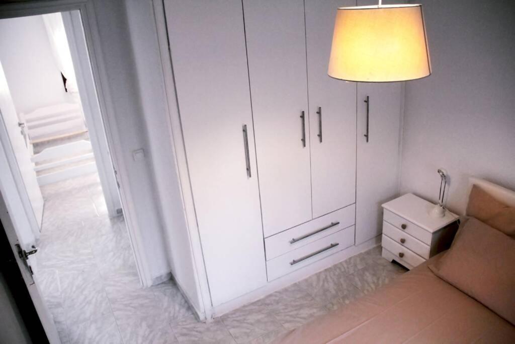 Anastasias Cottage Nea Iraklia Buitenkant foto