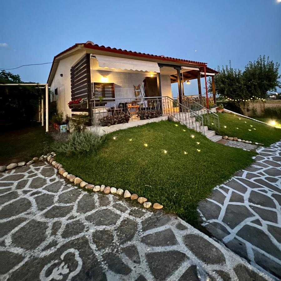 Anastasias Cottage Nea Iraklia Buitenkant foto