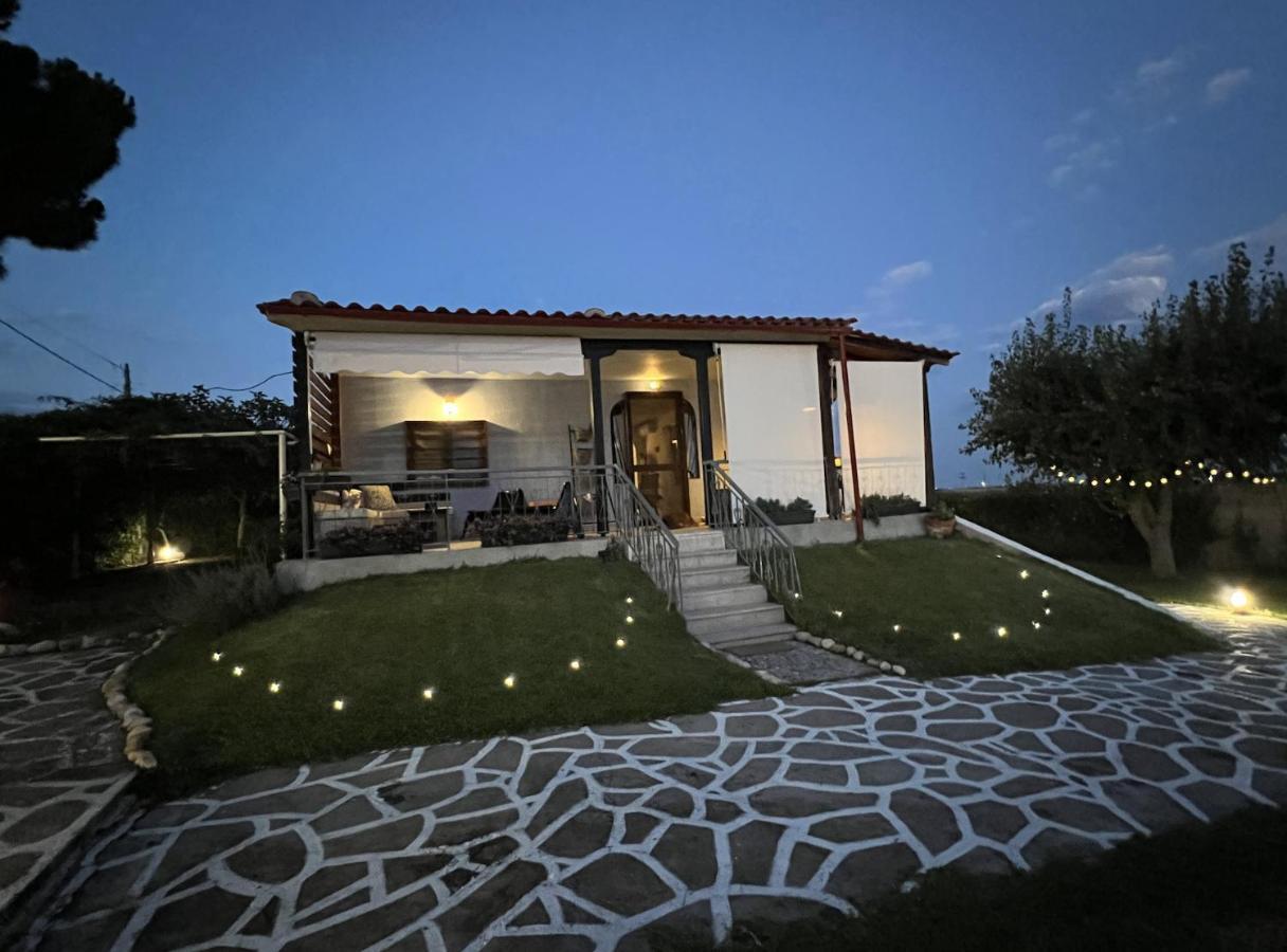 Anastasias Cottage Nea Iraklia Buitenkant foto