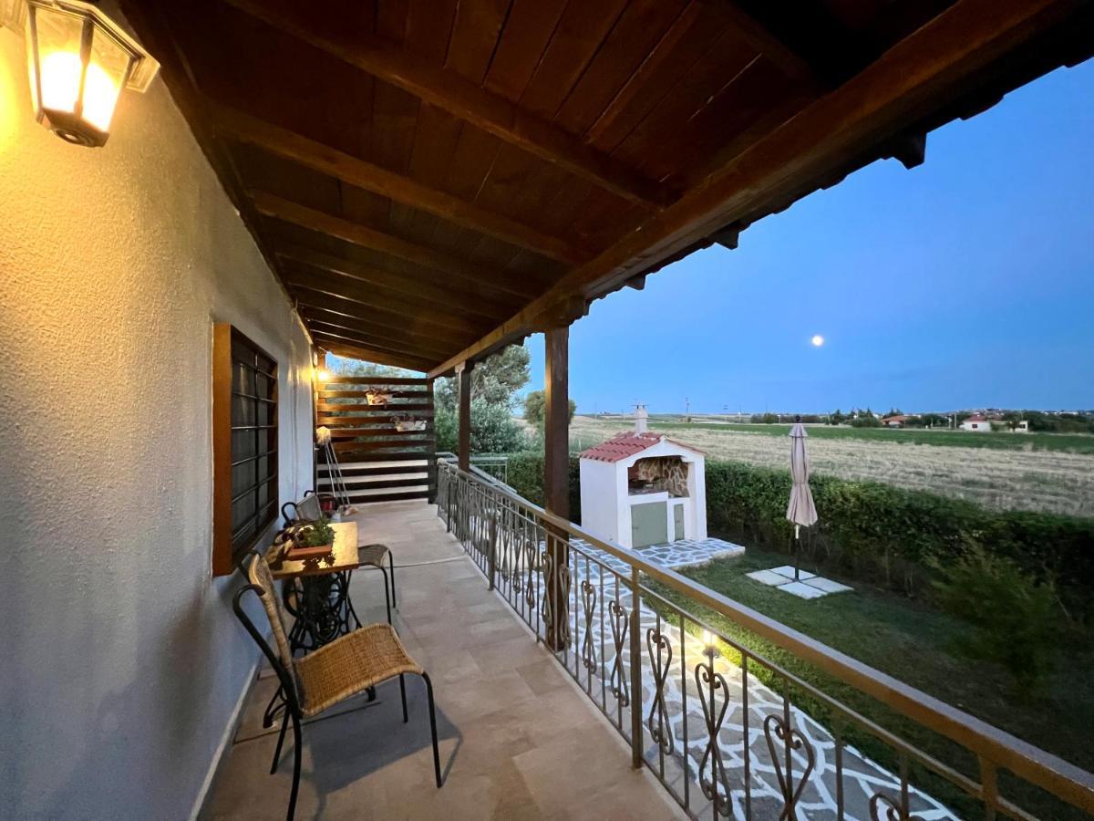 Anastasias Cottage Nea Iraklia Buitenkant foto