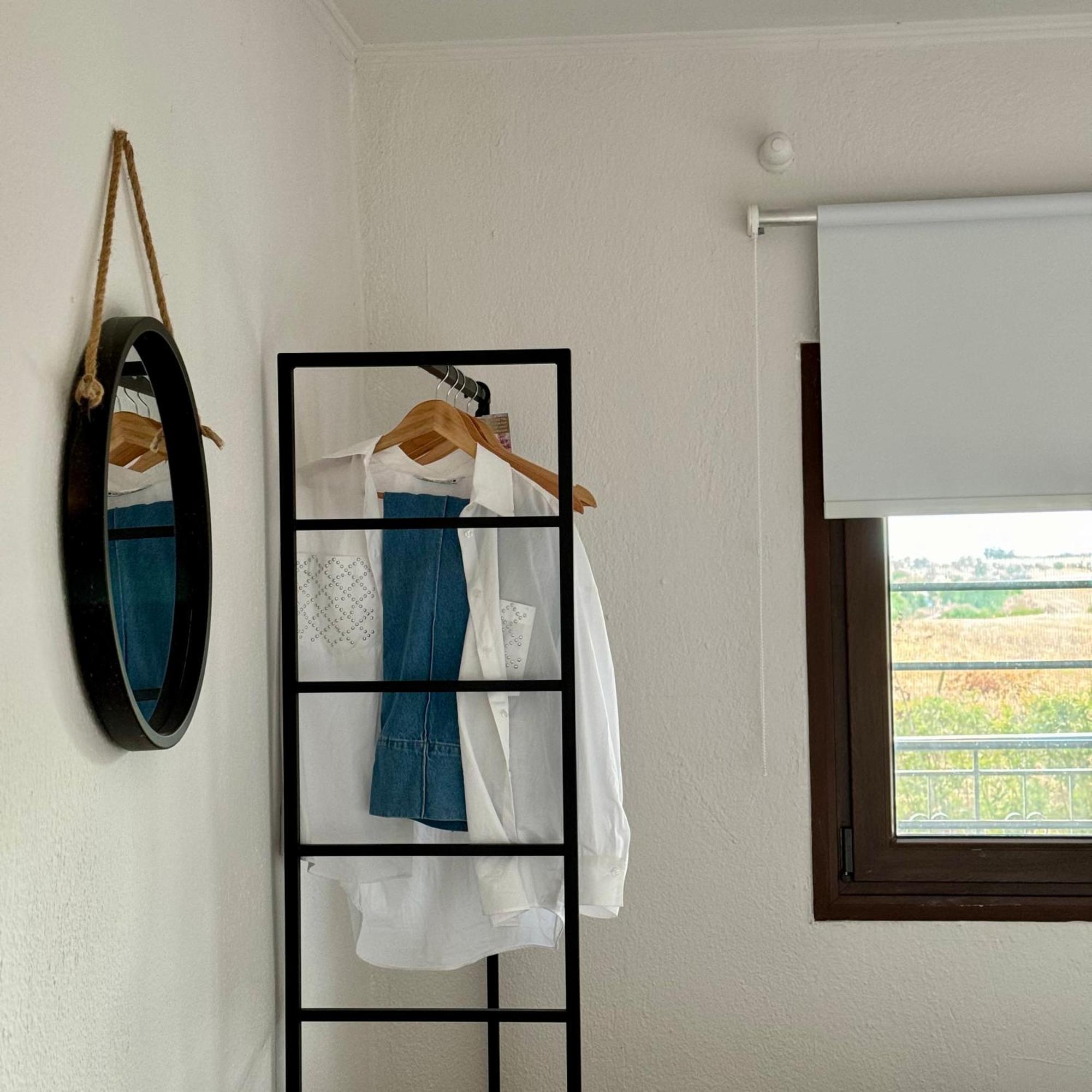 Anastasias Cottage Nea Iraklia Buitenkant foto