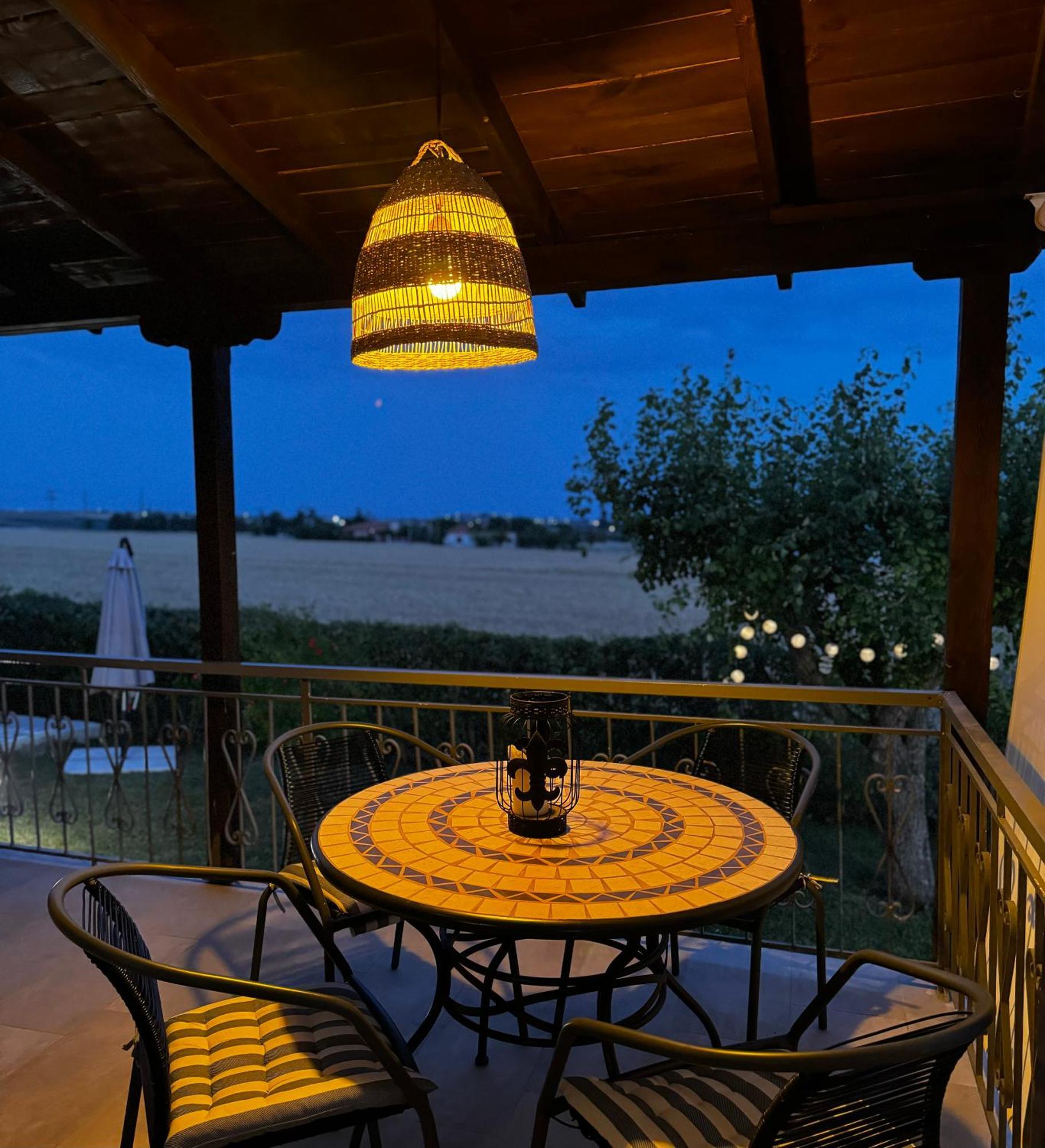 Anastasias Cottage Nea Iraklia Buitenkant foto